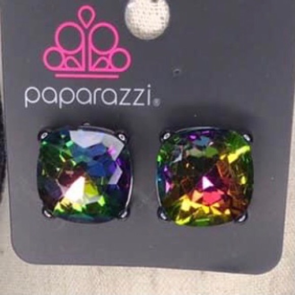 Paparazzi Oil Spill Earring